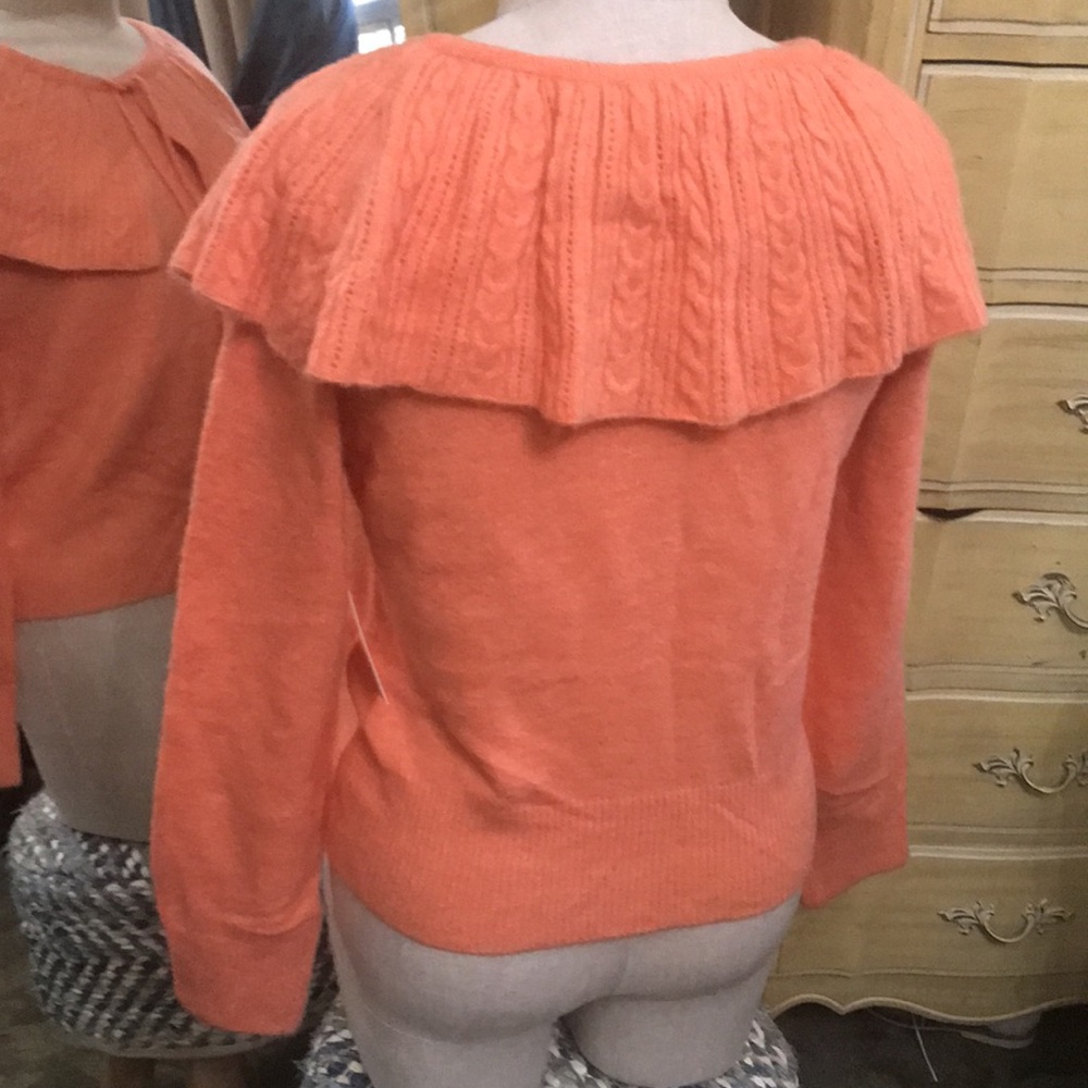 Sweater - Picture 2 of 8